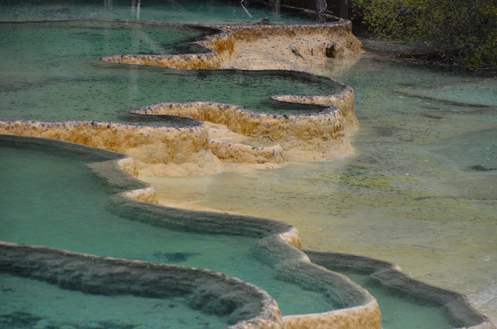 huanglong china piscina travertina mármore água carbonato de cálcio